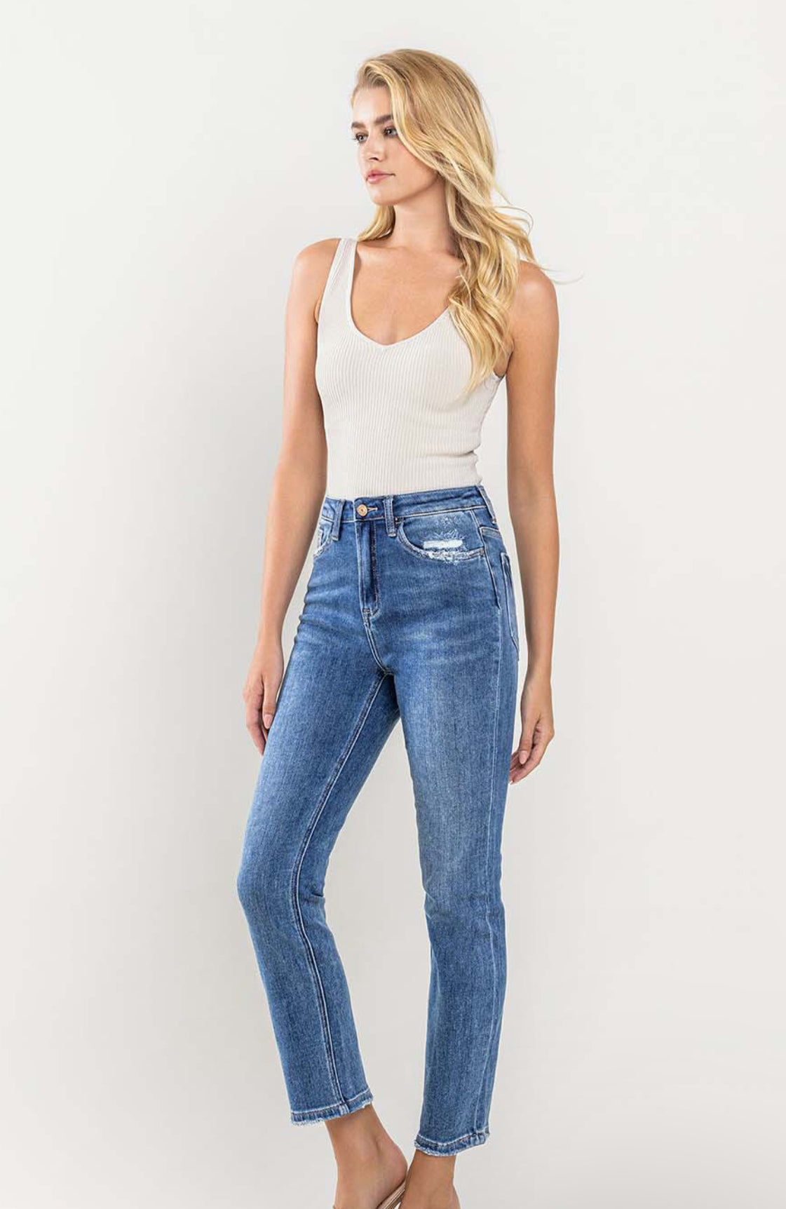 STRAIGHT ANKLE JEANS