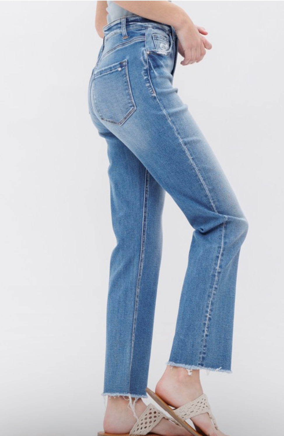 HIGH RISE JEANS - Style by me
